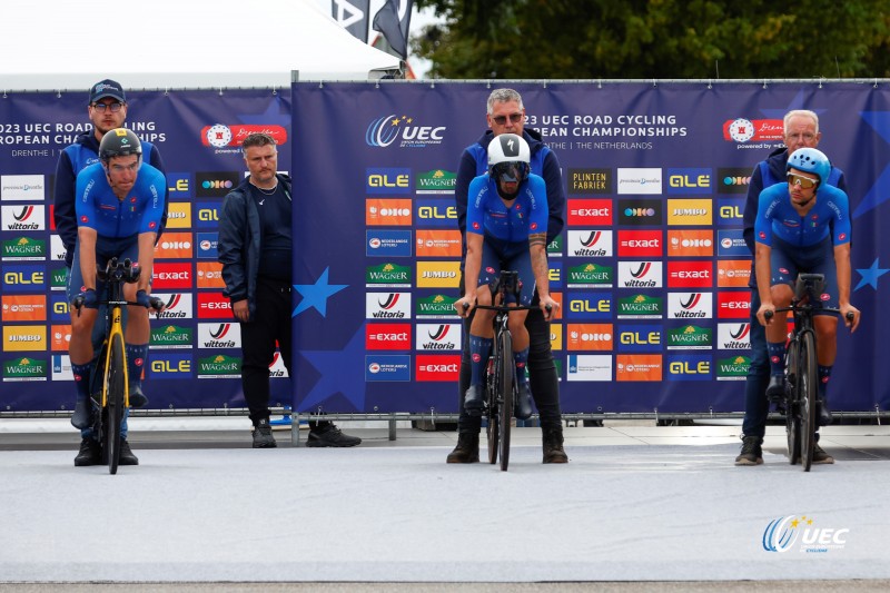2023 UEC Road European Championships - Drenthe - Junior Mixed Team Relay - Emmen - Emmen 38, km - 21/09/2023 - Matteo Sobrero - Mattia Cattaneo - Edoardo Affini (ITA) - photo Luca Bettini/SprintCyclingAgency?2023